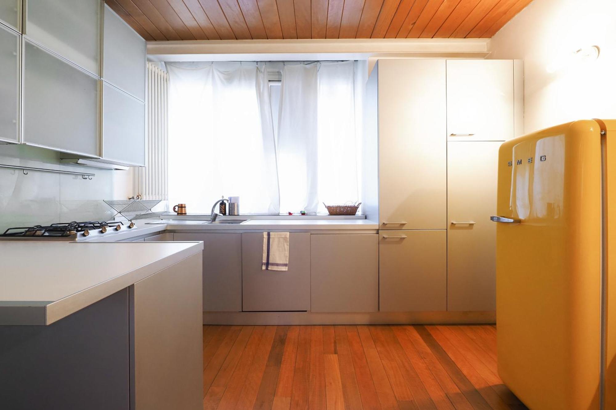 Aleardi 14 - Suite Apartment Милано Екстериор снимка